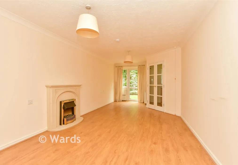 Lounge/Diner - Walderslade Road, Walderslade, Chatham, Kent - Wards of Kent