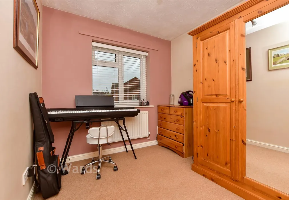 Bedroom 3 - Cinnabar Drive, Sittingbourne, Kent - Wards of Kent
