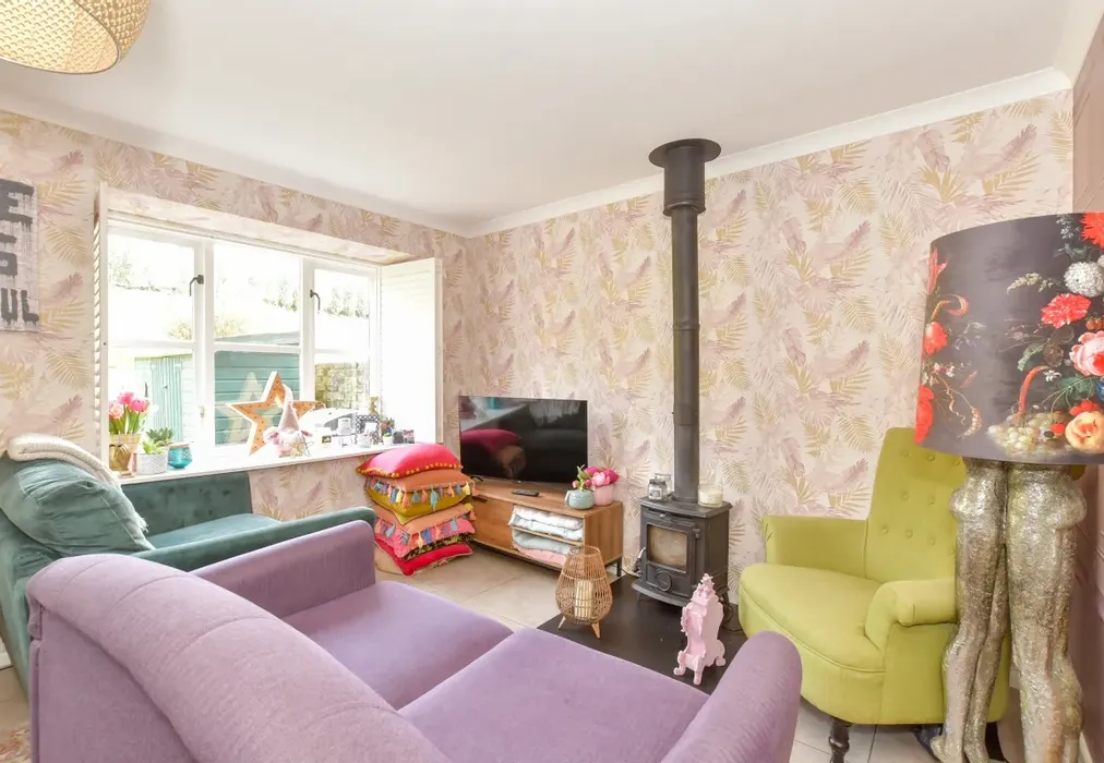 901GC2J8 - Mount Pleasant Arundel BN18 - Wards of Kent