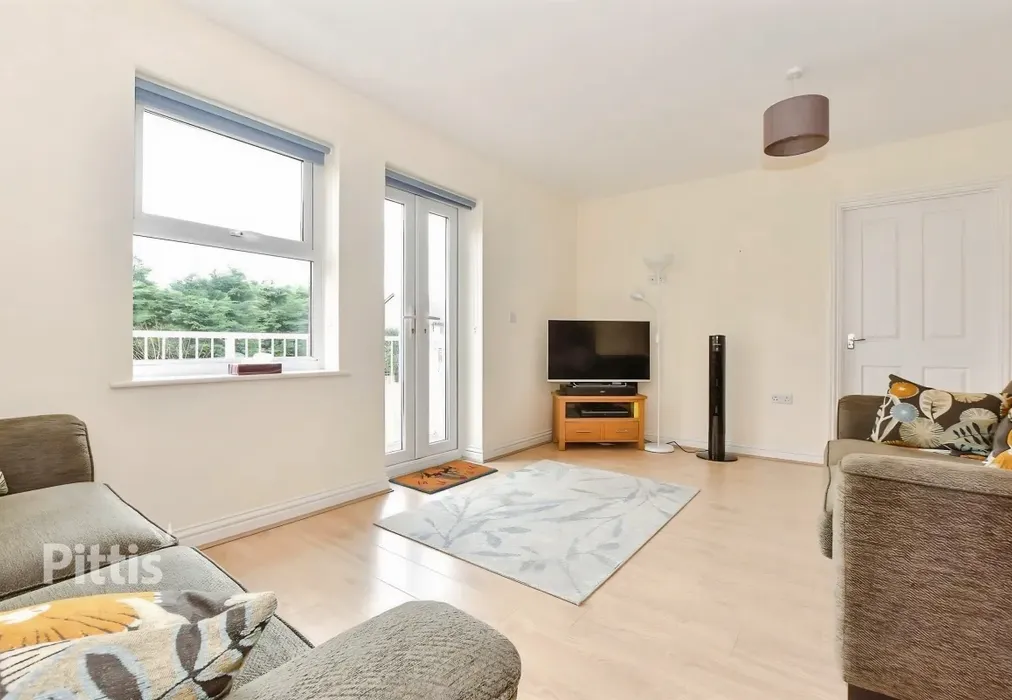  - Landguard Manor Road Shanklin PO37 - Wards of Kent