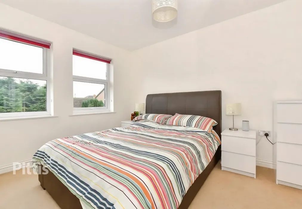  - Landguard Manor Road Shanklin PO37 - Wards of Kent