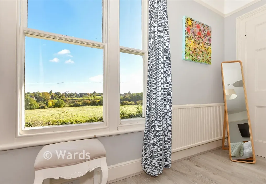 Internal Lifestyle Photograph - Stockett Lane, Maidstone, Kent - Wards of Kent