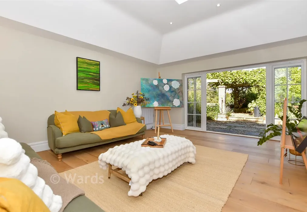 Sun Room/Sitting Room - Stockett Lane, Maidstone, Kent - Wards of Kent
