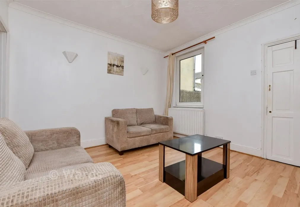 Lounge - Milburn Road, Gillingham, Kent - Wards of Kent