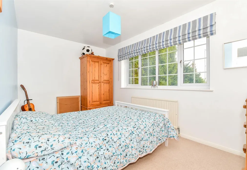 Bedroom 3 - Station Road, Staplehurst, Kent - Wards of Kent