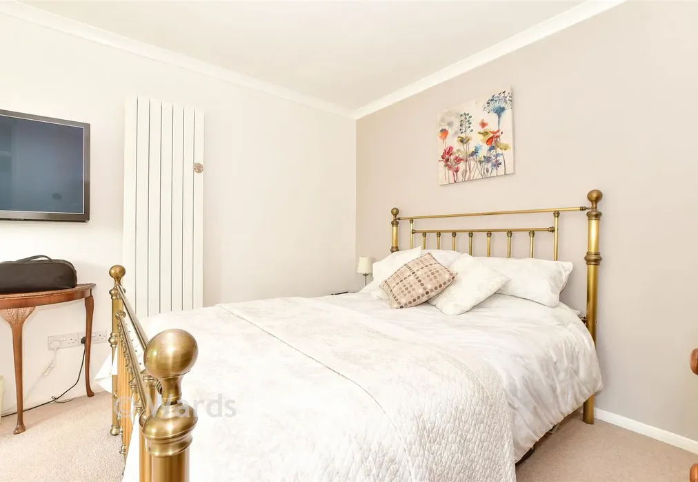 Bedroom 1 - Station Road, Staplehurst, Kent - Wards of Kent