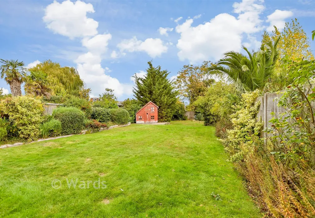 Rear Garden - Summerfield Avenue, Whitstable, Kent - Wards of Kent