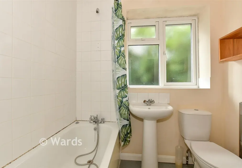 Bathroom - Sancroft Avenue, Canterbury, Kent - Wards of Kent