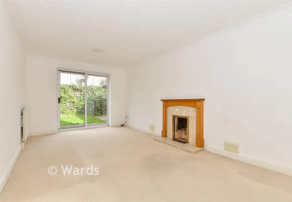Lounge - Grenadier Close, Bearsted, Maidstone, Kent - Wards of Kent