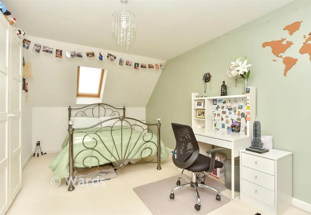 Bedroom 4 - Rivenhall Way, Hoo, Rochester, Kent - Wards of Kent