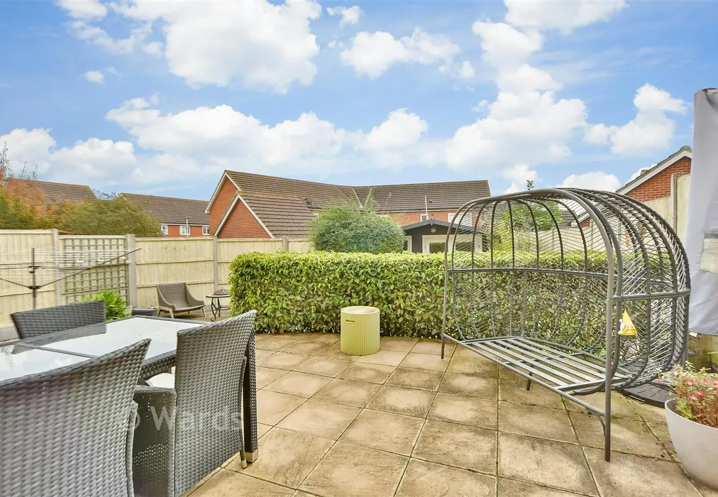 Rear Garden - Rivenhall Way, Hoo, Rochester, Kent - Wards of Kent