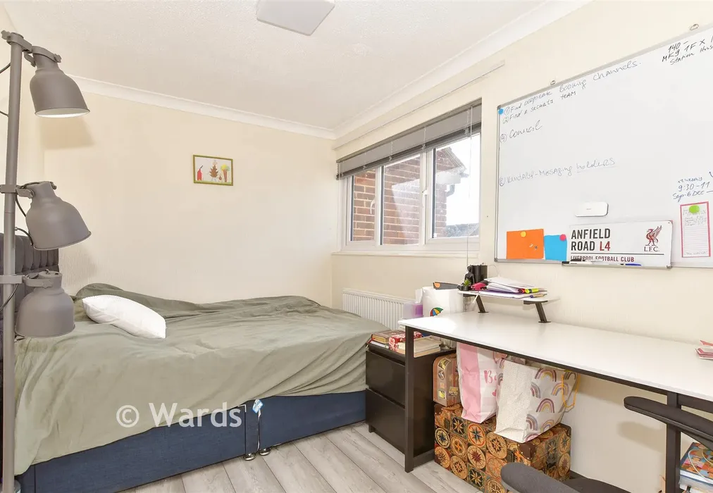 Bedroom 3 - Mallard Way, Lower Stoke, Rochester, Kent - Wards of Kent