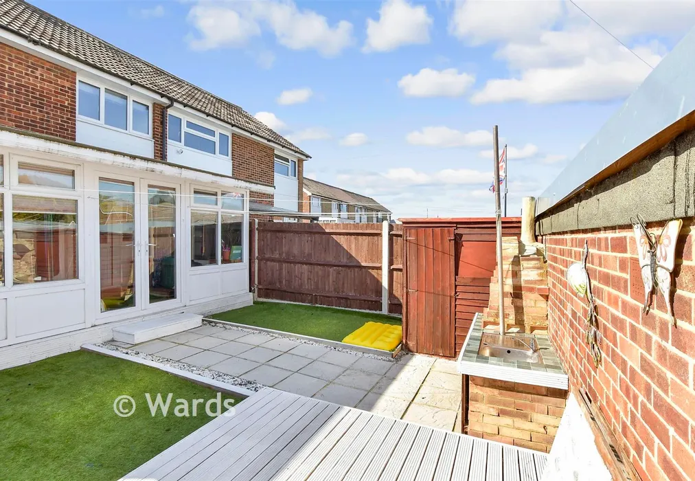 Rear Garden - Mallard Way, Lower Stoke, Rochester, Kent - Wards of Kent