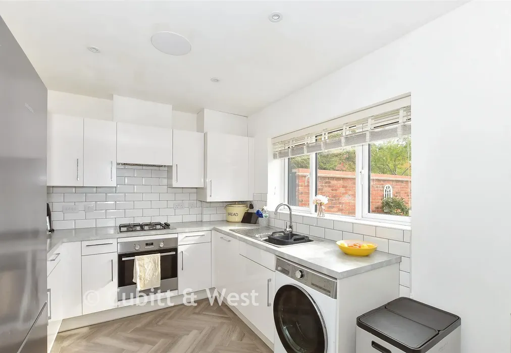 Kitchen/Dining Room - Atlas Crescent, Burgess Hill, West Sussex - Wards of Kent