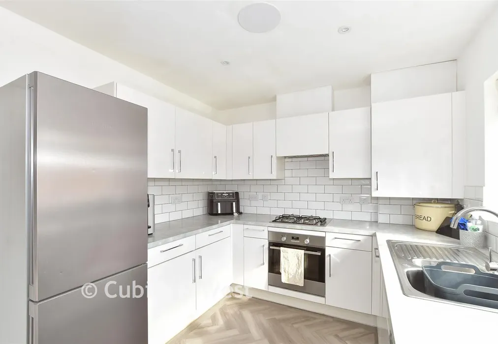 Kitchen/Dining Room - Atlas Crescent, Burgess Hill, West Sussex - Wards of Kent