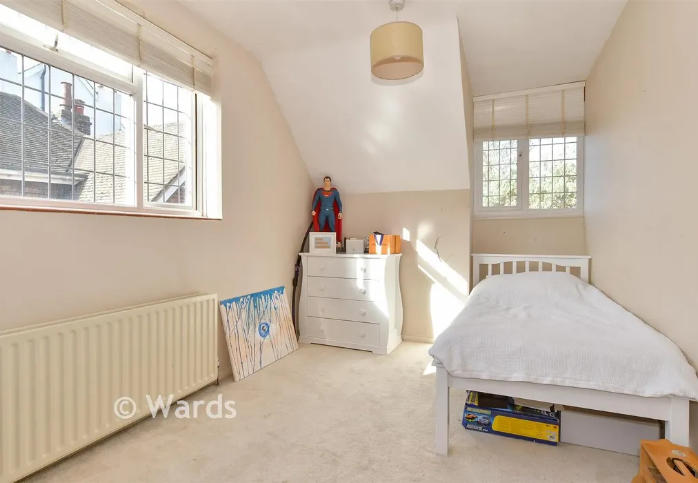 Bedroom 2 - Station Road, Eynsford, Dartford, Kent - Wards of Kent