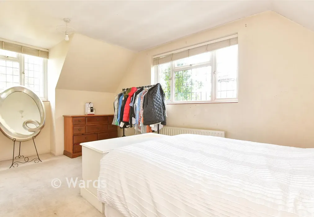 Bedroom 1 - Station Road, Eynsford, Dartford, Kent - Wards of Kent