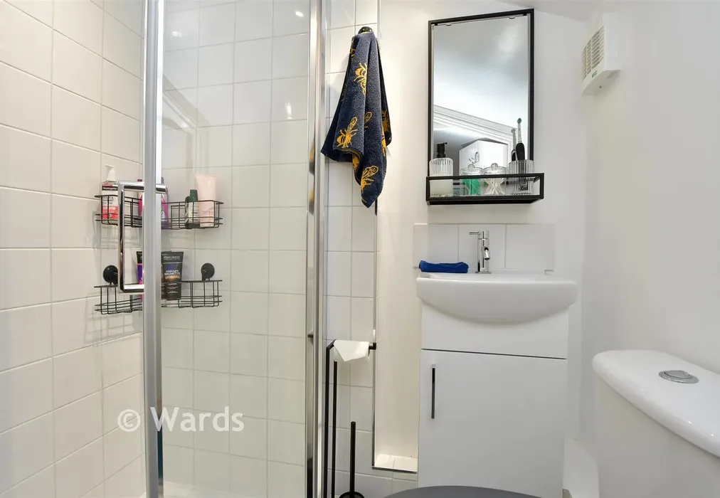 En-Suite Shower Room - Louisville Avenue, Gillingham, Kent - Wards of Kent