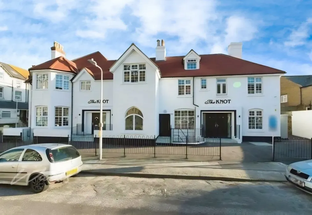 The knot main use - Beach Road Westgate-On-Sea CT8 - Wards of Kent