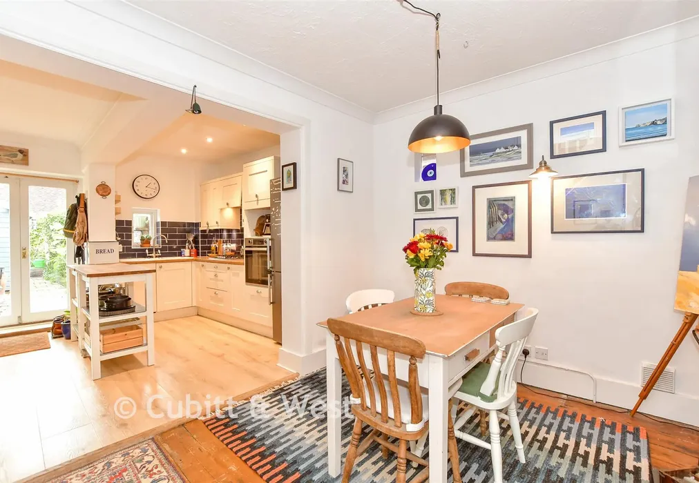Dining Area - Angel Street, Petworth, West Sussex - Wards of Kent