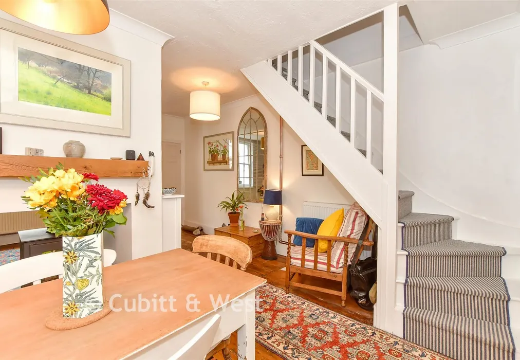 Internal Lifestyle Photograph - Angel Street, Petworth, West Sussex - Wards of Kent