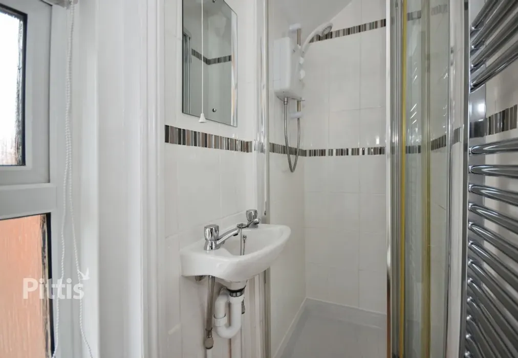  - Atherley Road Shanklin PO37 - Wards of Kent
