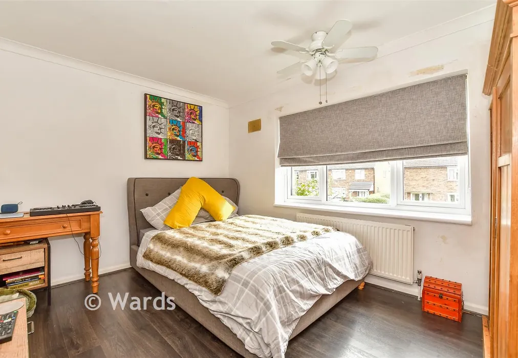 Bedroom 2 - Marshalls Land, St Michaels, Tenterden, Kent - Wards of Kent