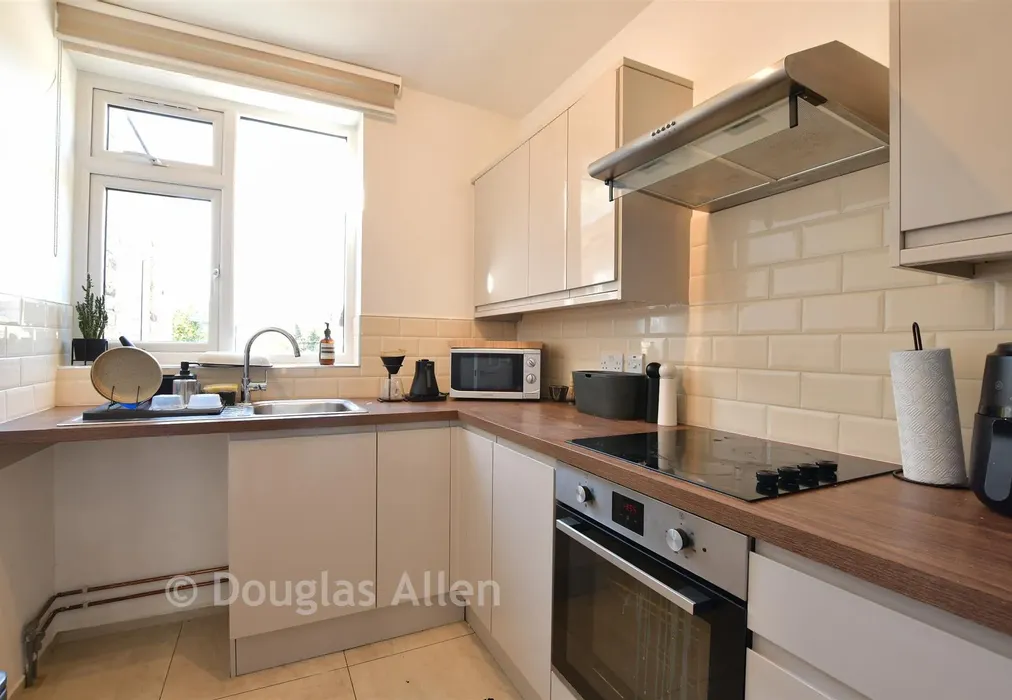 Kitchen - Hale End Road, Walthamstow - Wards of Kent