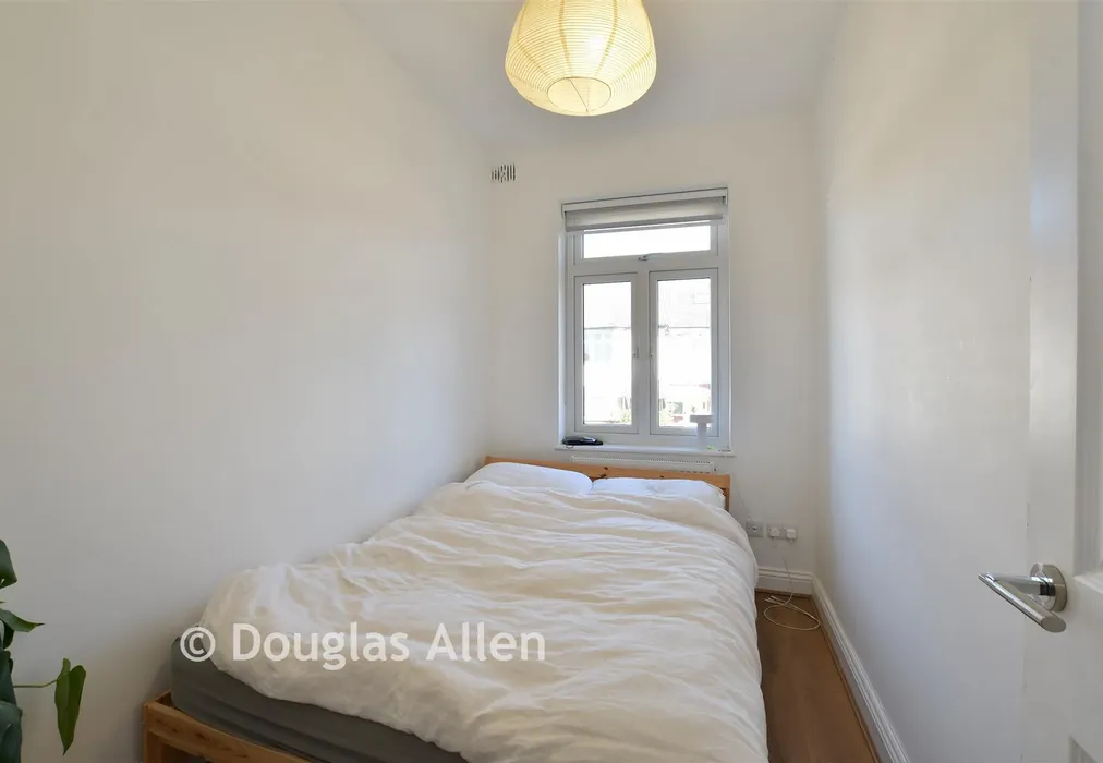 Bedroom 3 - Hale End Road, Walthamstow - Wards of Kent