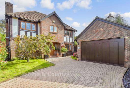 Green Close, Hawkinge, Folkestone, Kent - Wards of Kent