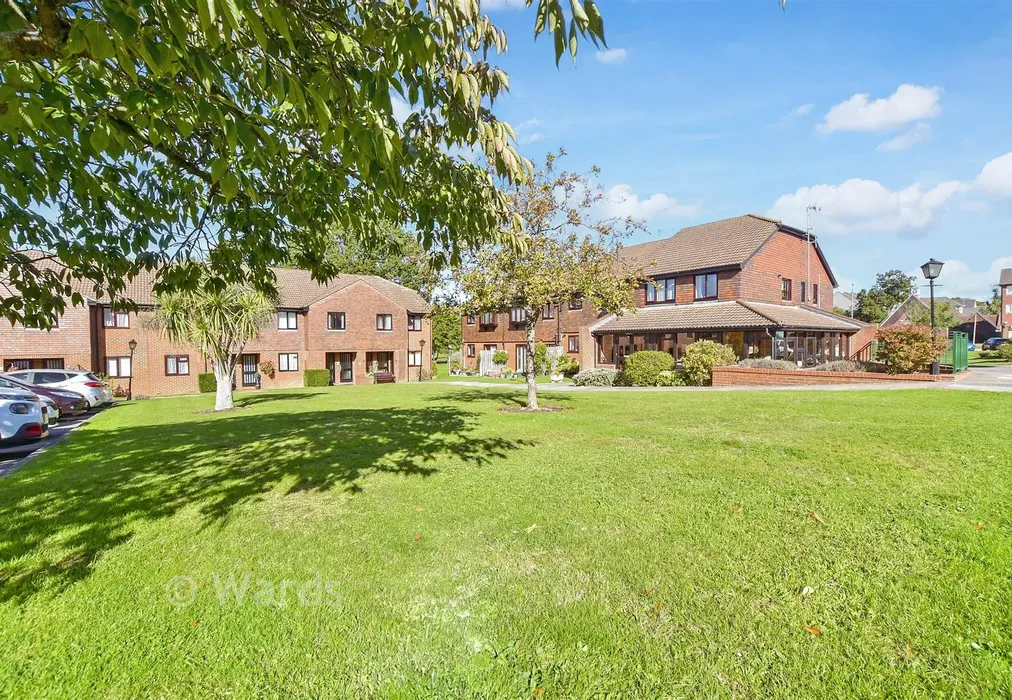 Communal Gardens - Loudon Way, Godinton Park, Ashford, Kent - Wards of Kent