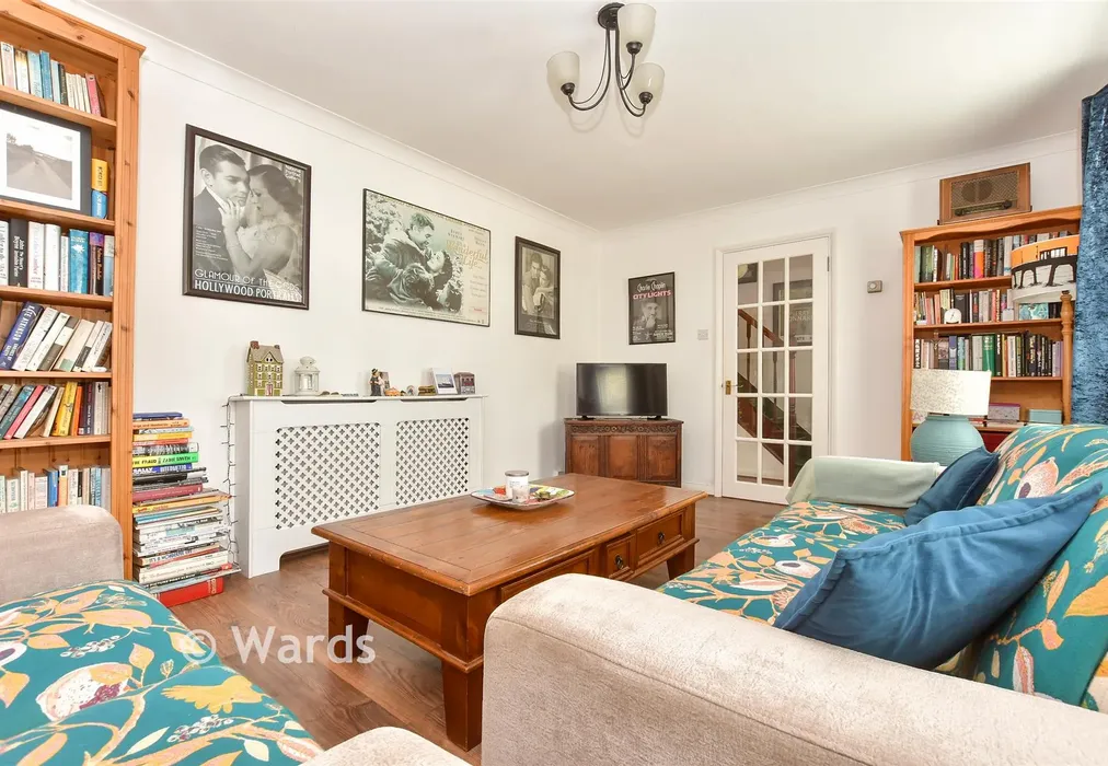 Lounge - Blenheim Road, Deal, Kent - Wards of Kent