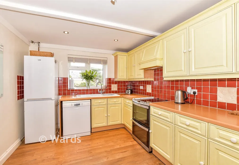 Kitchen/Breakfast Room - Thatcher Road, Staplehurst, Kent - Wards of Kent