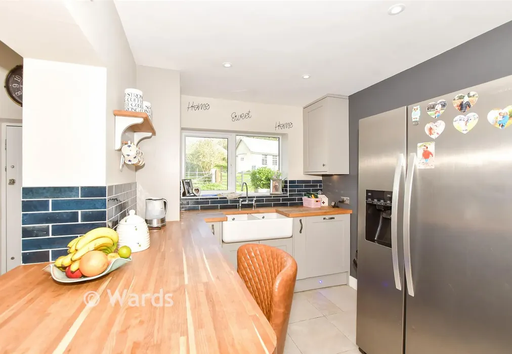 Kitchen - St. Mary's Road, West Hythe, Hythe, Kent - Wards of Kent