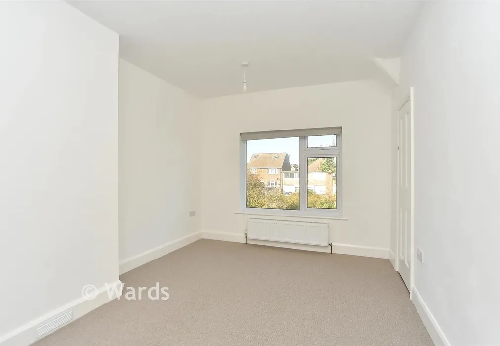 Bedroom 2 - Keycol Hill, Bobbing, Sittingbourne, Kent - Wards of Kent