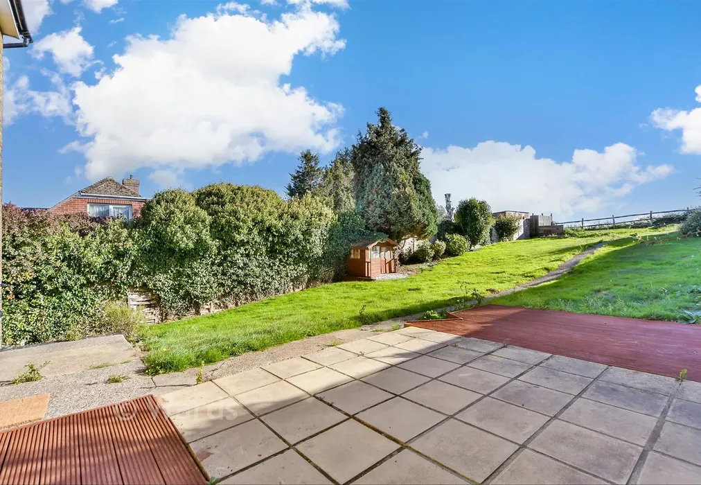 Rear Garden - Keycol Hill, Bobbing, Sittingbourne, Kent - Wards of Kent