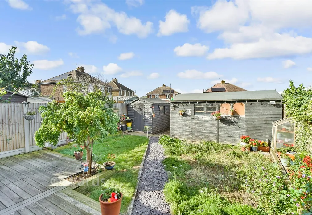 Rear Garden - Coronation Crescent, Queenborough, Sheerness, Kent - Wards of Kent