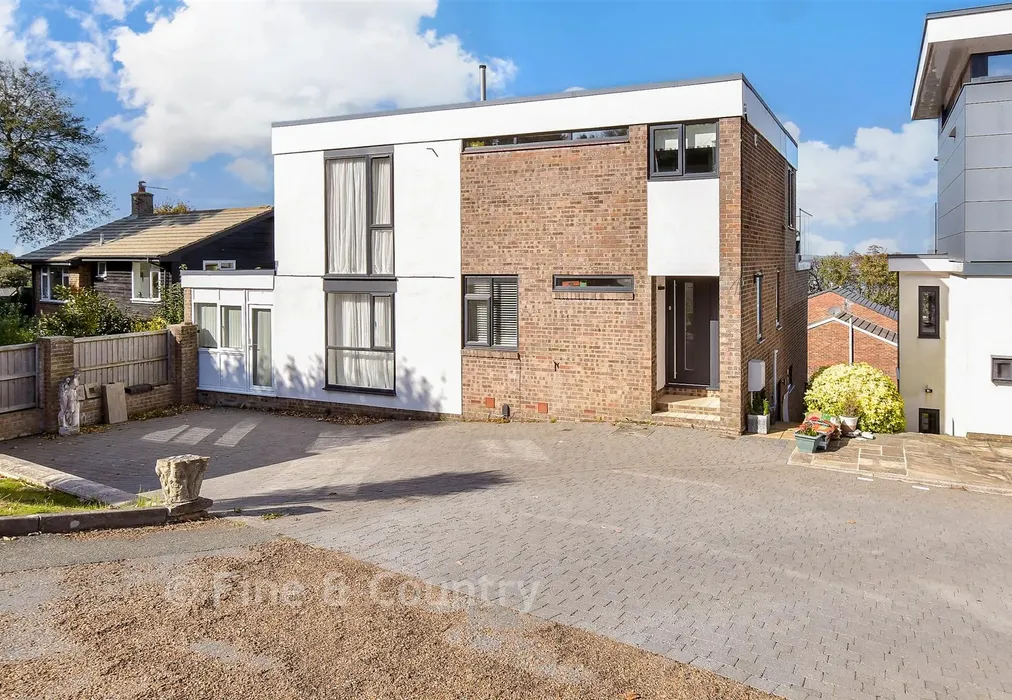 Front Elevation* - Nubia Close, Cowes, Isle of Wight - Wards of Kent