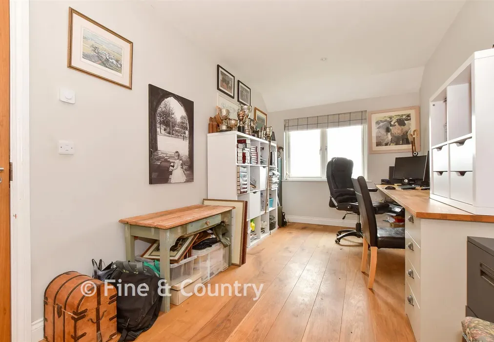 Office - Mersley Downs Road, Downend, Isle of Wight - Wards of Kent