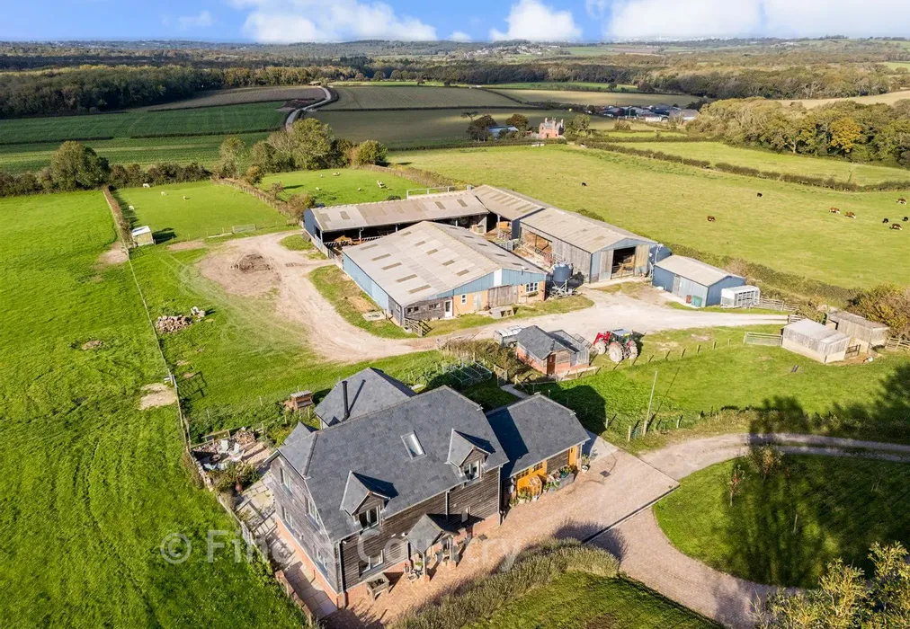 Aerial Front - Mersley Downs Road, Downend, Isle of Wight - Wards of Kent