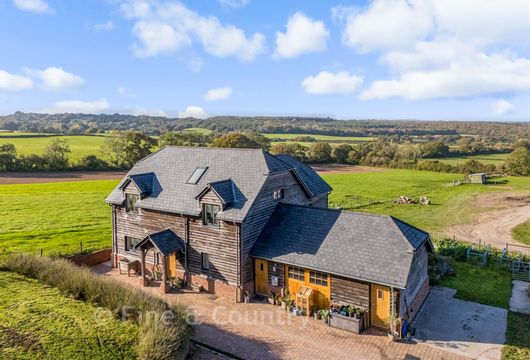 Mersley Downs Road, Downend, Isle of Wight - Wards of Kent