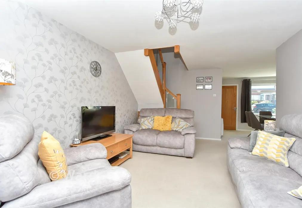 Lounge/Diner - Judd Road, Faversham, Kent - Wards of Kent