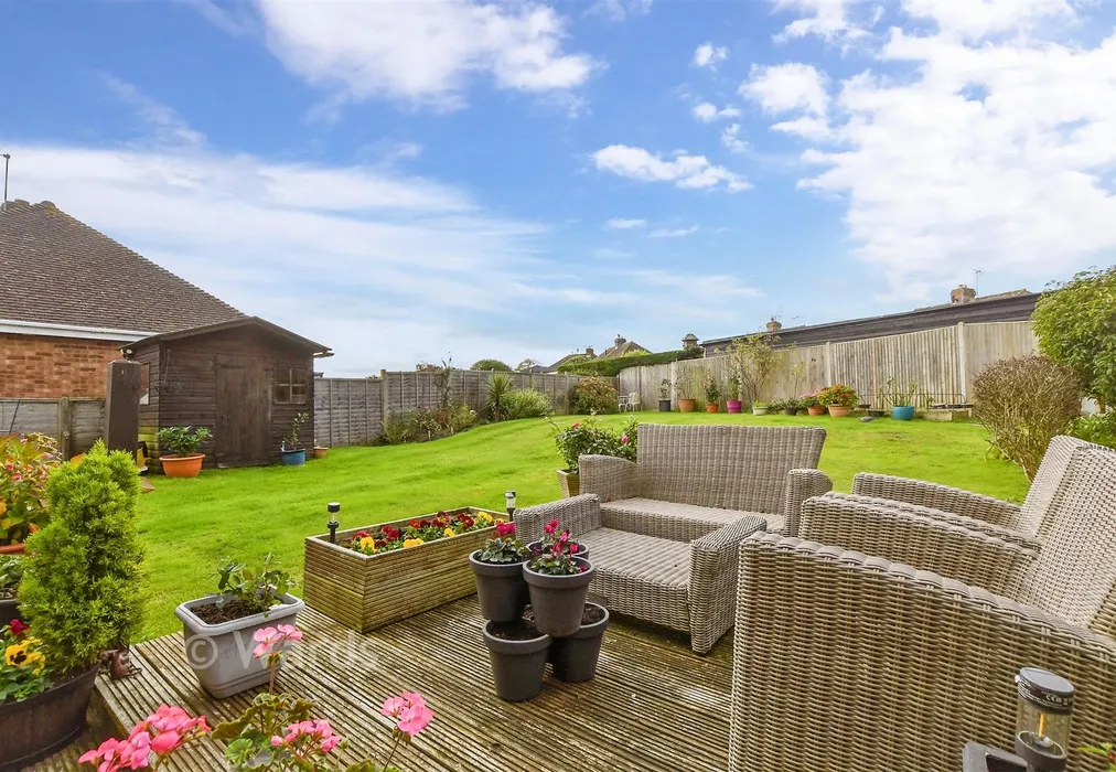 Patio / Decking - Fieldway, Broad Oak, East Sussex - Wards of Kent