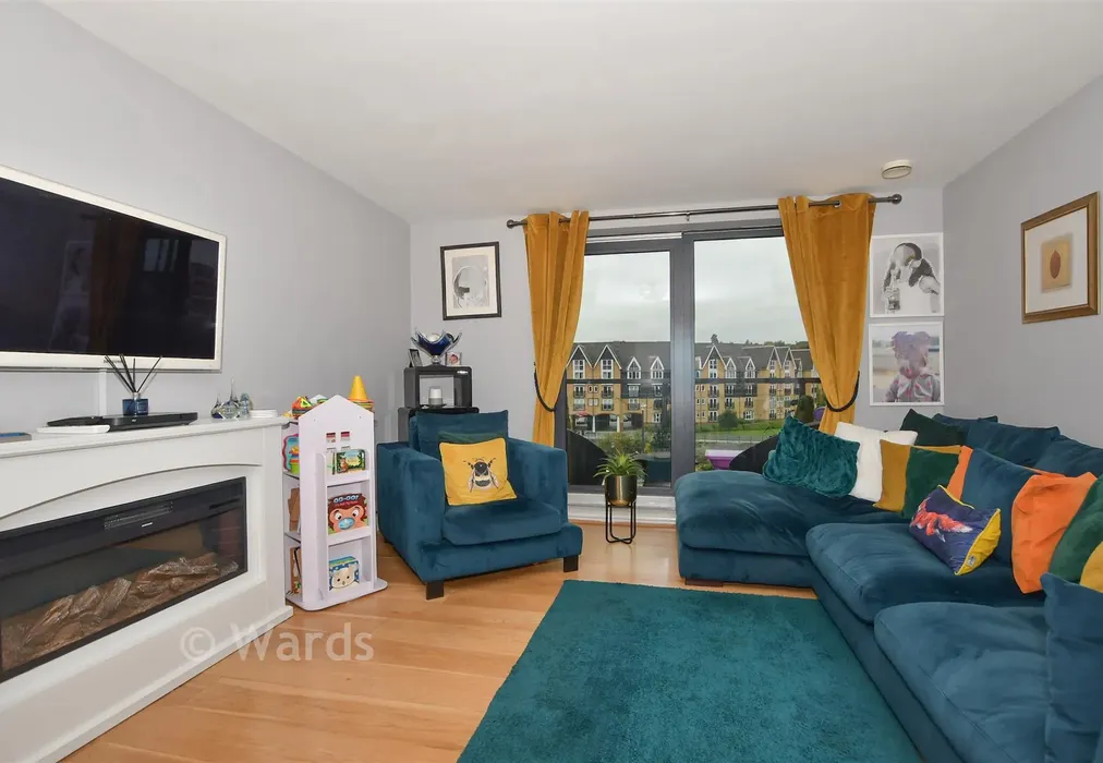 Lounge/Diner - McKenzie Court, Maidstone, Kent - Wards of Kent