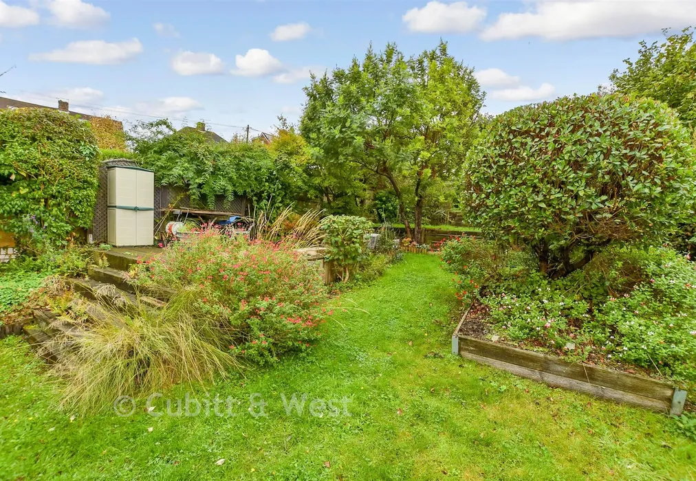 Rear Garden - Wilmington Way, Brighton, East Sussex - Wards of Kent