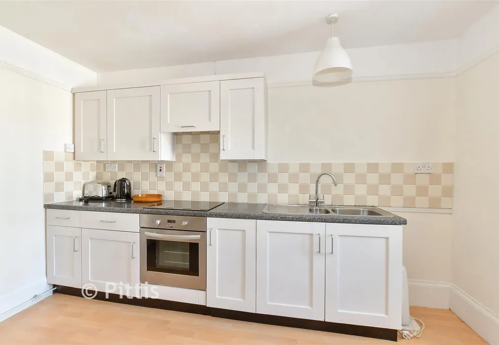 Kitchen - John Street, Ryde, Isle of Wight - Wards of Kent