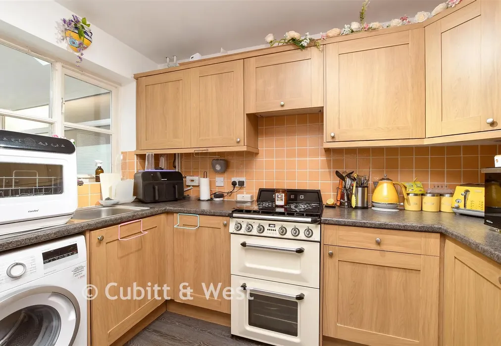 Kitchen/Breakfast Room - Alberta Drive, Smallfield, Horley, Surrey - Wards of Kent