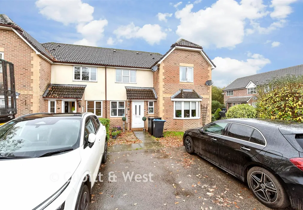 External (Web) - Alberta Drive, Smallfield, Horley, Surrey - Wards of Kent
