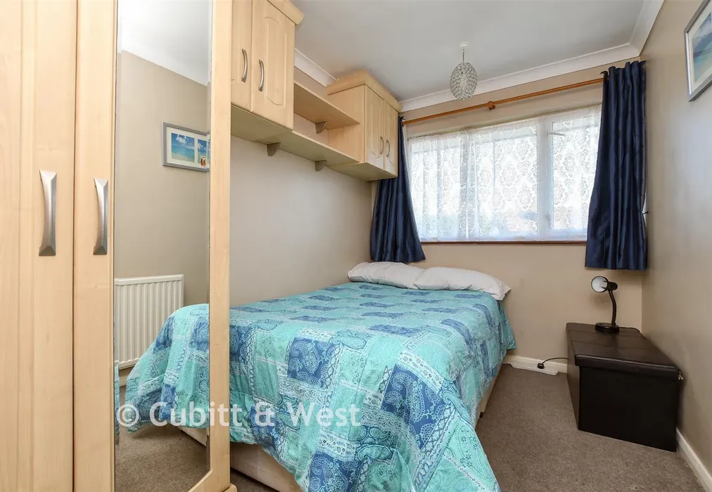 Bedroom 3 - Petridge Road, Redhill, Surrey - Wards of Kent