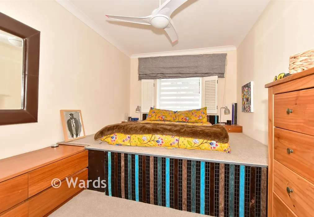 Bedroom 1 - Seabrook Road, Hythe, Kent - Wards of Kent